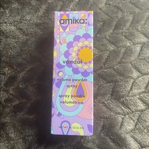 Amika Vandal Matte Volume Powder 4.5g